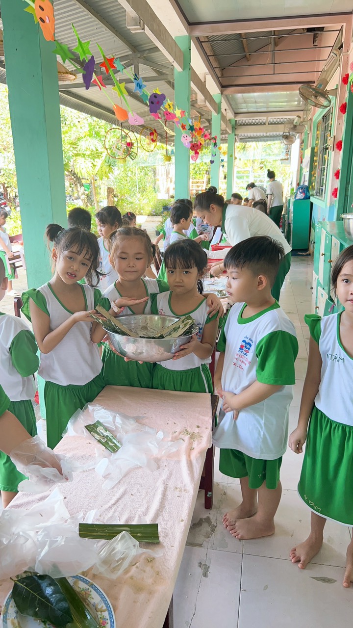 Hoạt động trải nghiệm của lớp Ghép năm học 2022 - 2023